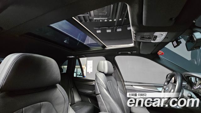 BMW X5 2014 — photo 24