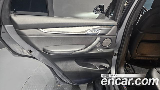 BMW X5 2014 — photo 15