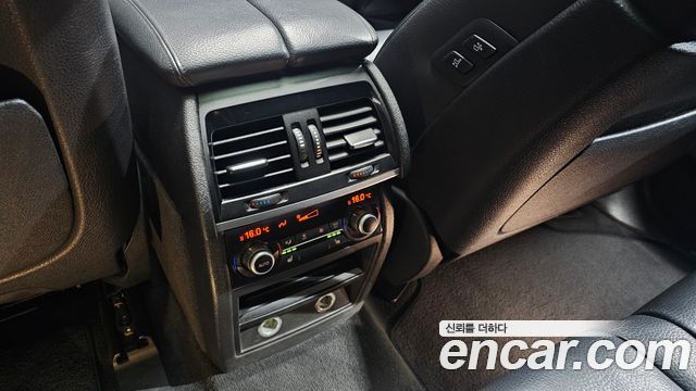 BMW X5 2014 — photo 35