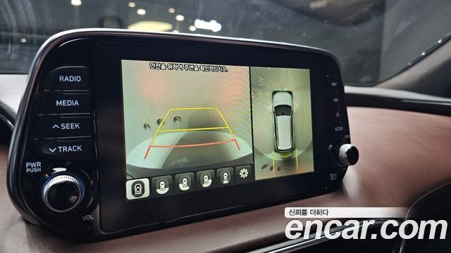 Hyundai Santafe 2019 — photo 21