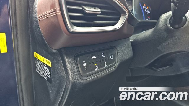 Hyundai Santafe 2019 — photo 22