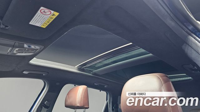 Hyundai Santafe 2019 — photo 25