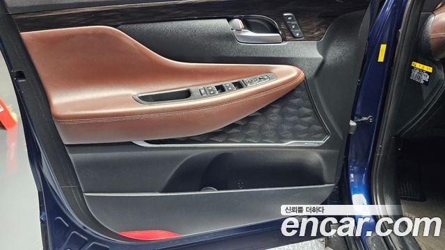 Hyundai Santafe 2019 — photo 14