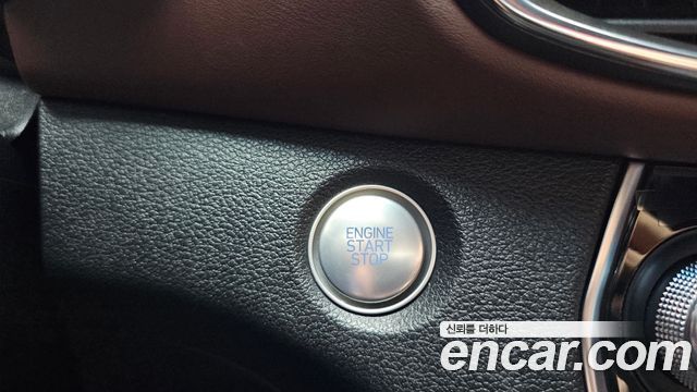 Hyundai Santafe 2019 — photo 32