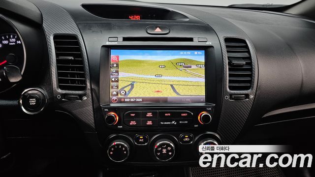 Kia K3 2018 — photo 22