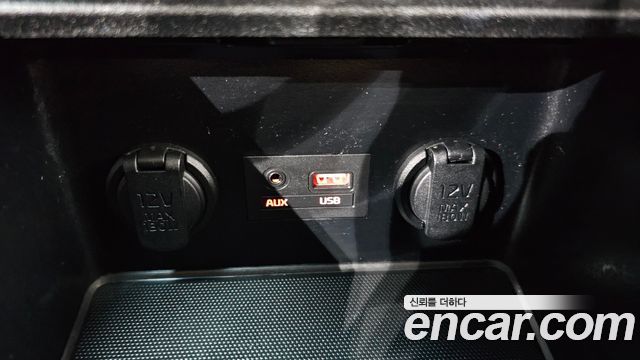 Kia K3 2018 — photo 26
