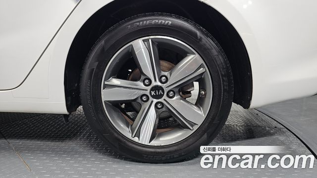 Kia K3 2018 — photo 7