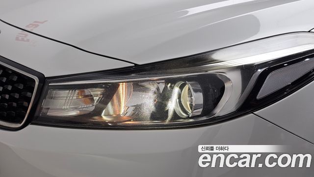 Kia K3 2018 — photo 8