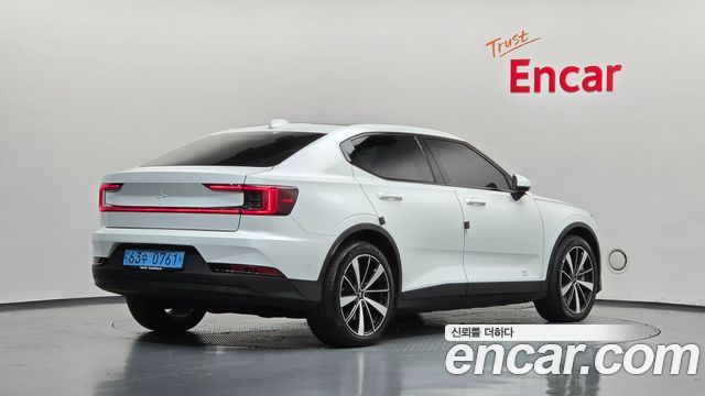 Polestar Polestar 2 2022 — photo 2