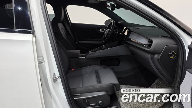 Polestar Polestar 2 2022 — photo 16