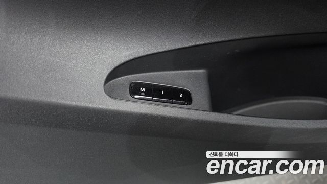 Polestar Polestar 2 2022 — photo 27