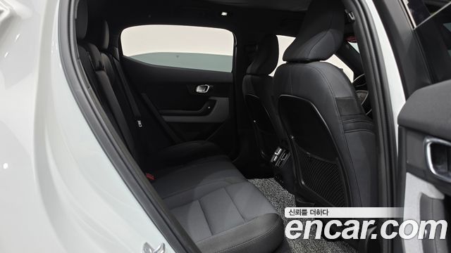 Polestar Polestar 2 2022 — photo 28