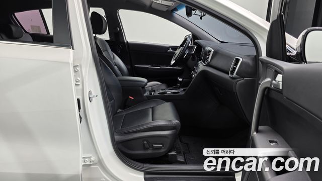 Kia Sportage 2021 — photo 11