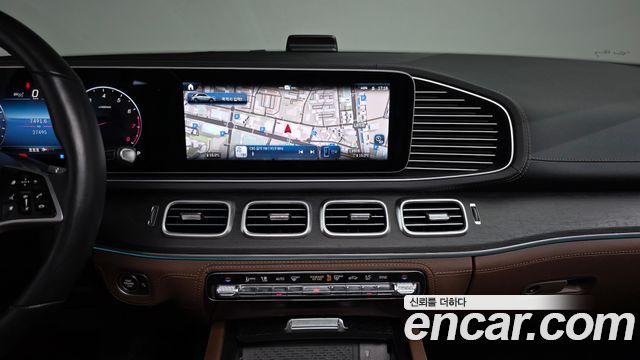 Mercedes-Benz GLE-Class 2024 — photo 20
