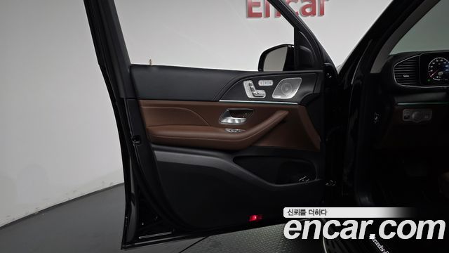 Mercedes-Benz GLE-Class 2024 — photo 14