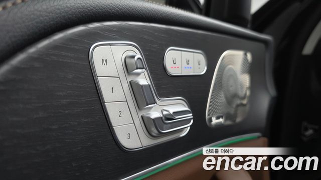 Mercedes-Benz GLE-Class 2024 — photo 27