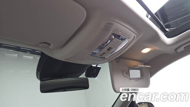 Mercedes-Benz GLE-Class 2024 — photo 28
