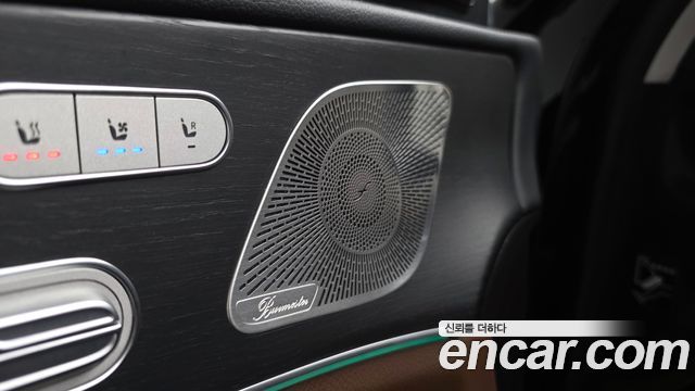 Mercedes-Benz GLE-Class 2024 — photo 36