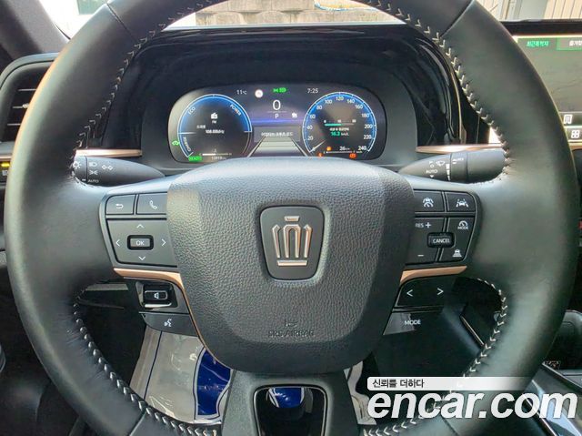 Toyota Crown 2025 — photo 13