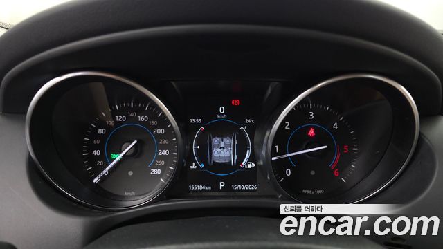 Jaguar XE 2017 — photo 8