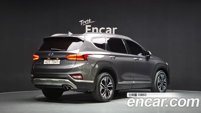 Hyundai Santafe 2019 — photo 2