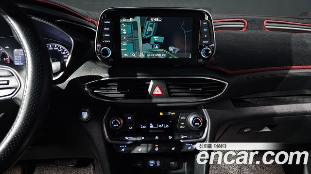 Hyundai Santafe 2019 — photo 19