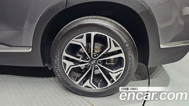 Hyundai Santafe 2019 — photo 7