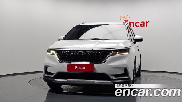 Kia Canival 2022 — photo 3