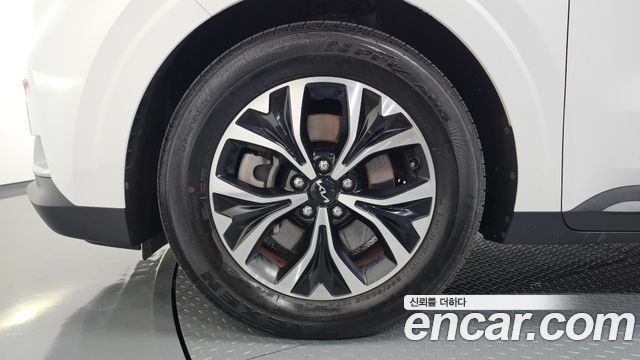 Kia Canival 2022 — photo 5