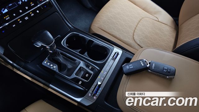 Kia Canival 2022 — photo 12