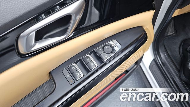 Kia Canival 2022 — photo 19