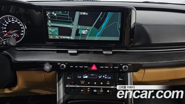 Kia Canival 2022 — photo 22