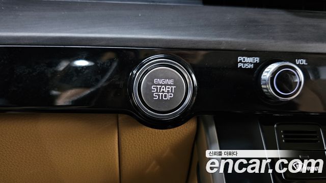Kia Canival 2022 — photo 26
