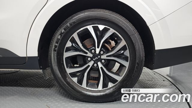 Kia Canival 2022 — photo 7