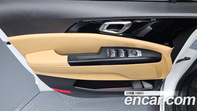 Kia Canival 2022 — photo 14