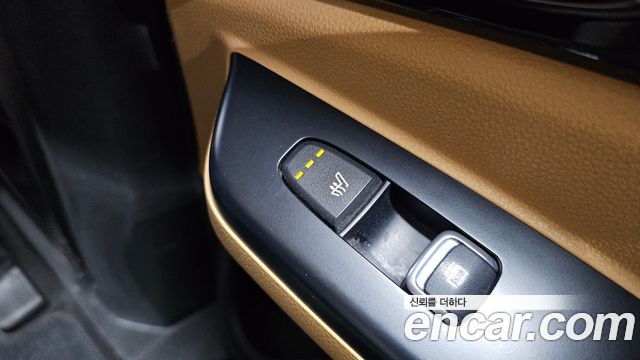 Kia Canival 2022 — photo 30