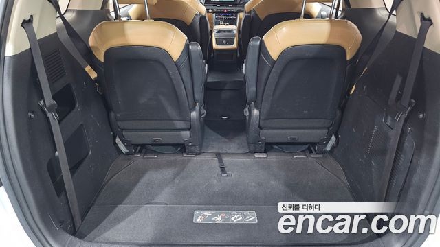 Kia Canival 2022 — photo 33