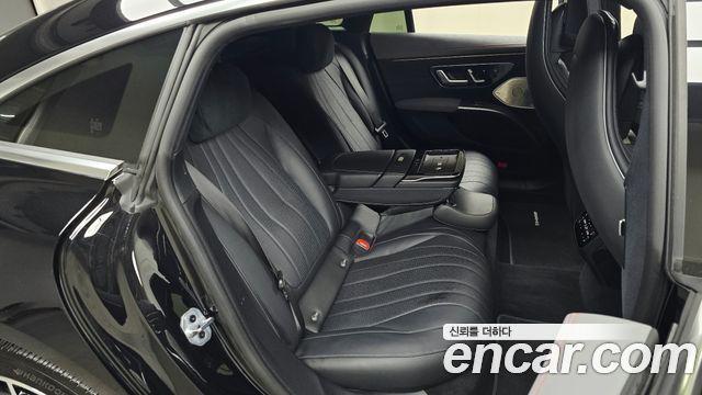 Mercedes-Benz EQS 2022 — photo 17