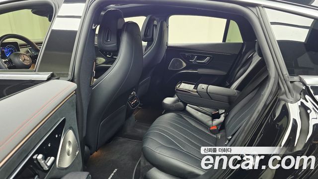 Mercedes-Benz EQS 2022 — photo 18