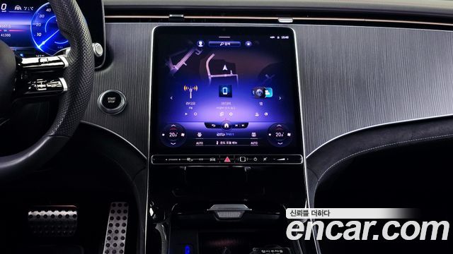 Mercedes-Benz EQS 2022 — photo 19
