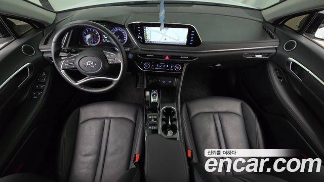 Hyundai Sonata 2022 — photo 10