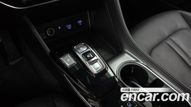 Hyundai Sonata 2022 — photo 12
