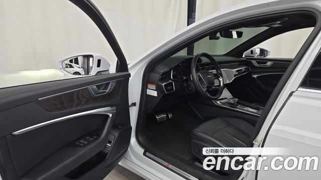Audi A6 2023 — photo 13