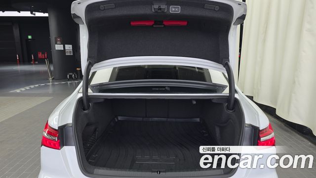 Audi A6 2023 — photo 25