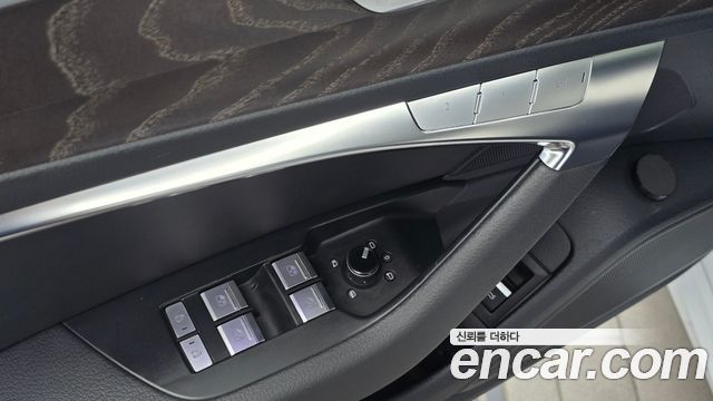 Audi A6 2023 — photo 33