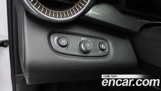 Chevrolet Korea Trax 2024 — photo 17