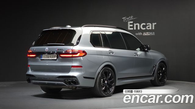 BMW X7 2023 — photo 2