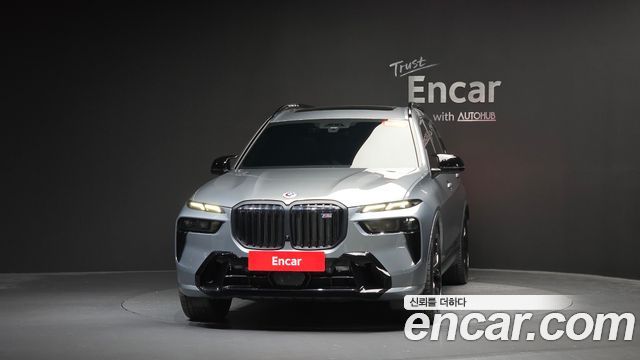 BMW X7 2023 — photo 3