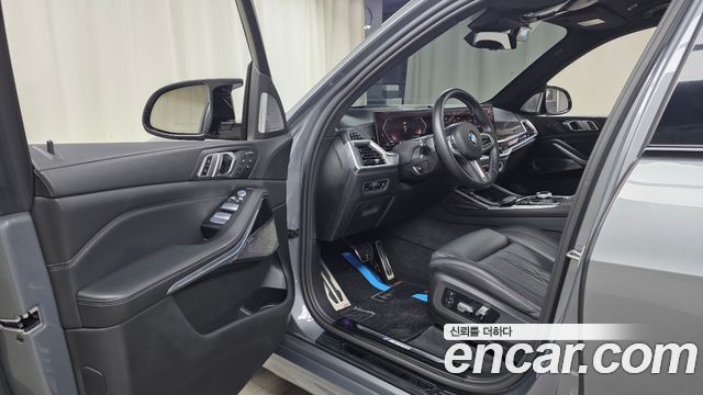 BMW X7 2023 — photo 13