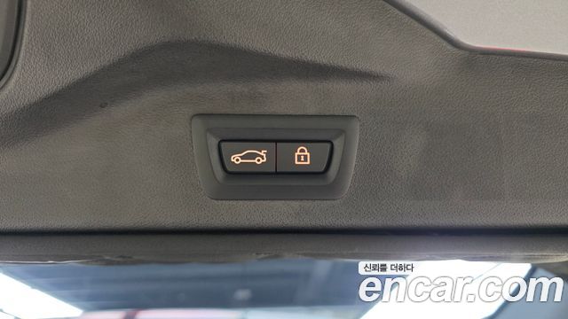 BMW X7 2023 — photo 25